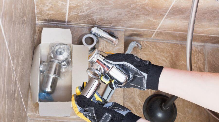 Professional gutter cleaning in Barberton, OH